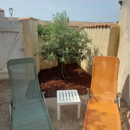 Agreable Petite Maison 2 Chambres, De 48m2 Sans Vis-a-vis Et Parking Privatif Hébergement de vacances *