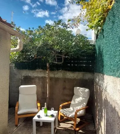 別荘 Agreable Petite Maison 2 Chambres, De 48m2 Sans Vis-a-vis Et Parking Privatif *
