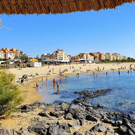 Holiday home Agreable Petite Maison 2 Chambres, De 48m2 Sans Vis-a-vis Et Parking Privatif Agde
